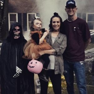 Meet your Posher, Joshua